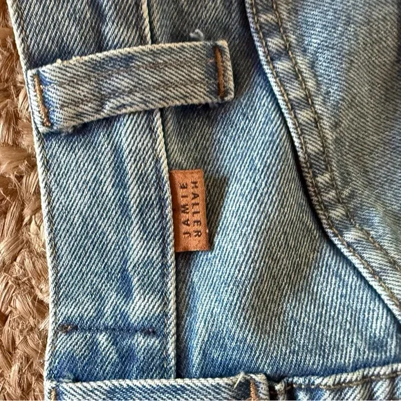 Jamie Haller- The Cropped Painter - Picture 10 of 11